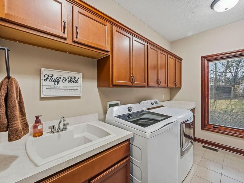 110 E Pawnee Drive, Powell, OH 43065 Photo 42