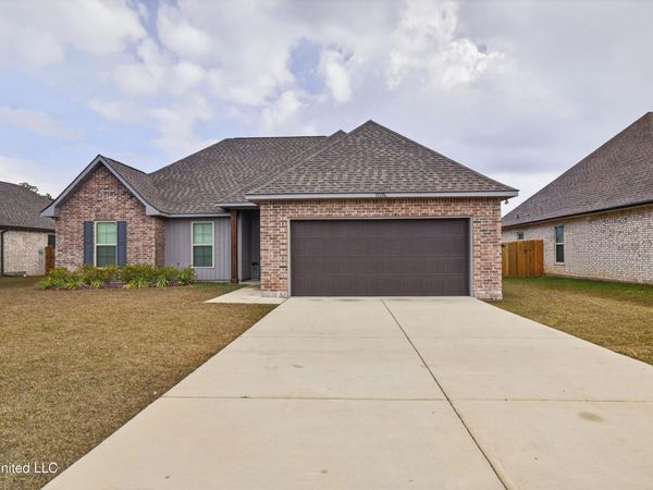 15376 High Point Drive, Gulfport, MS 39503