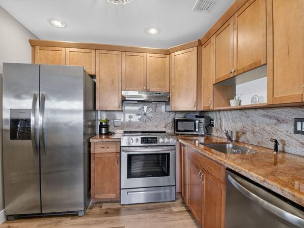 170 Valencia H, Delray Beach, FL 33446