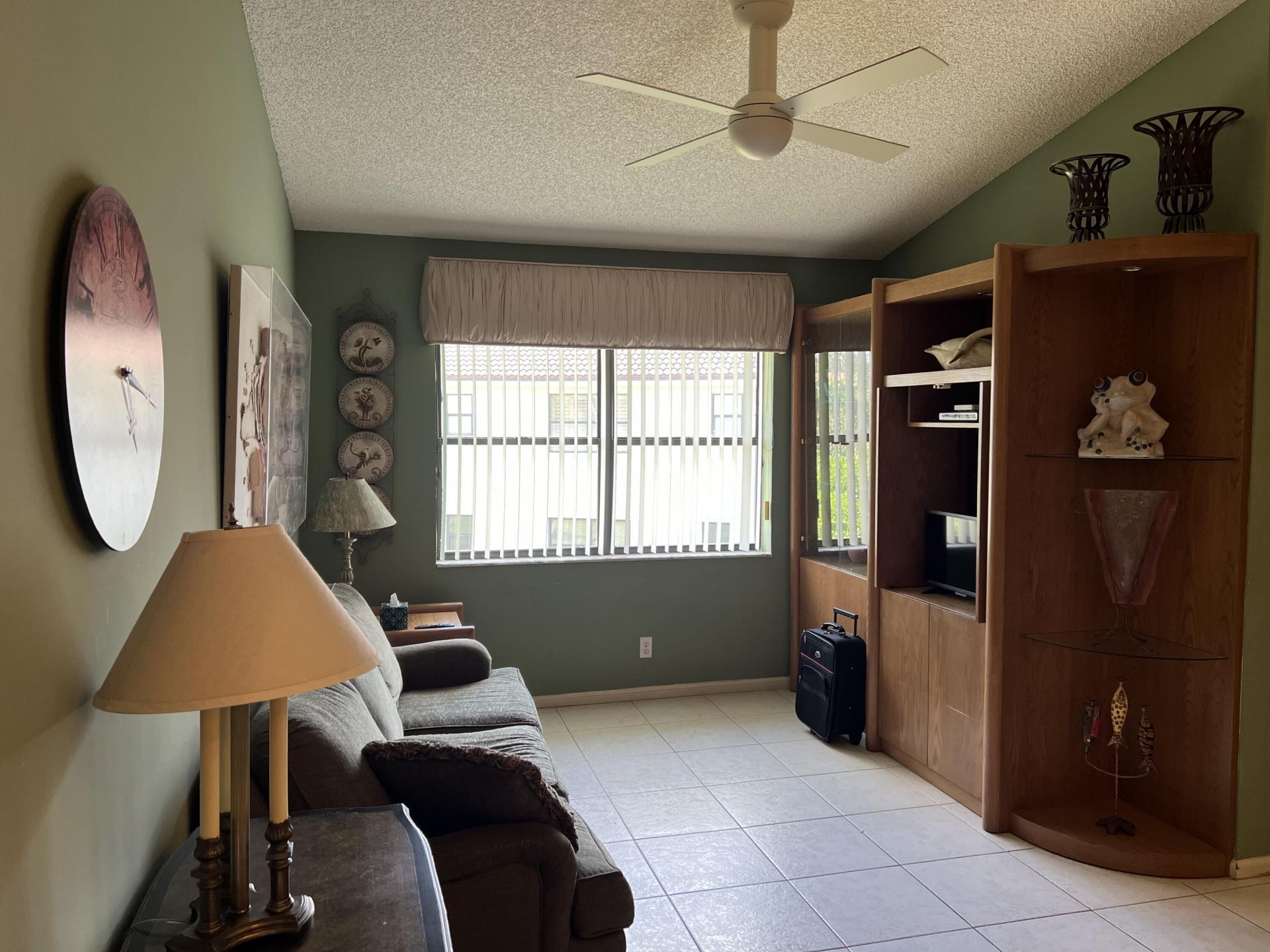 9632 Sills Drive E, Unit 204, Boynton Beach, FL 33437 Photo