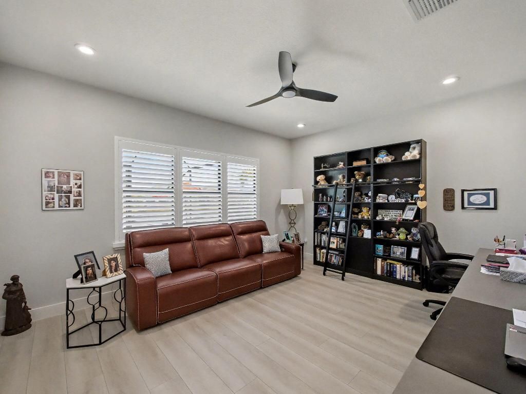 12433 SW Crystal Cove Drive, Port Saint Lucie, FL 34987 Photo