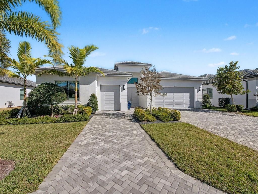 12433 SW Crystal Cove Drive, Port Saint Lucie, FL 34987 Photo