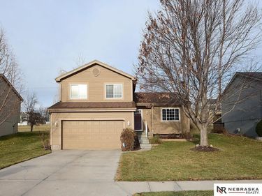 6202 N 148th Street, Omaha, NE 68116