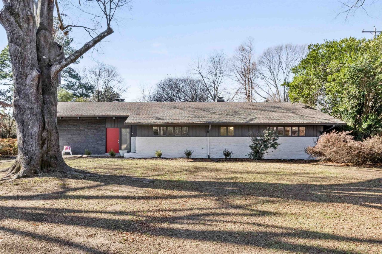 123 E Cherry Dr, Memphis, TN 38117 Main Photo