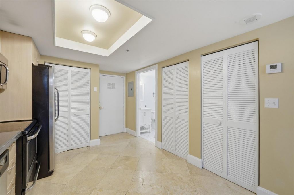 2951 S Bayshore Dr, Unit 315, Miami, FL 33133 Photo