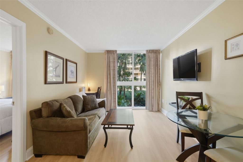 2951 S Bayshore Dr, Unit 315, Miami, FL 33133 Photo