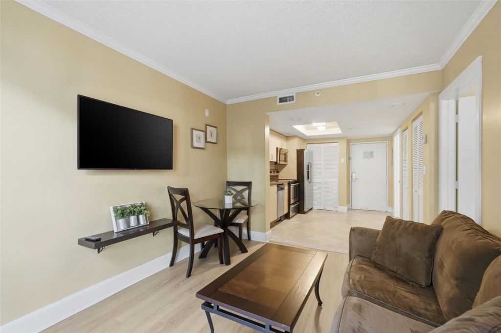 2951 S Bayshore Dr, Unit 315, Miami, FL 33133 Photo