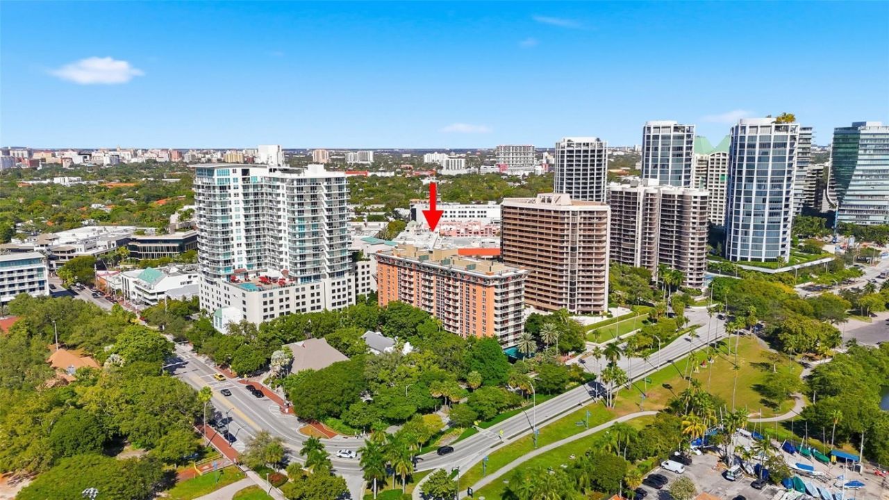 2951 S Bayshore Dr, Unit 315, Miami, FL 33133 Photo