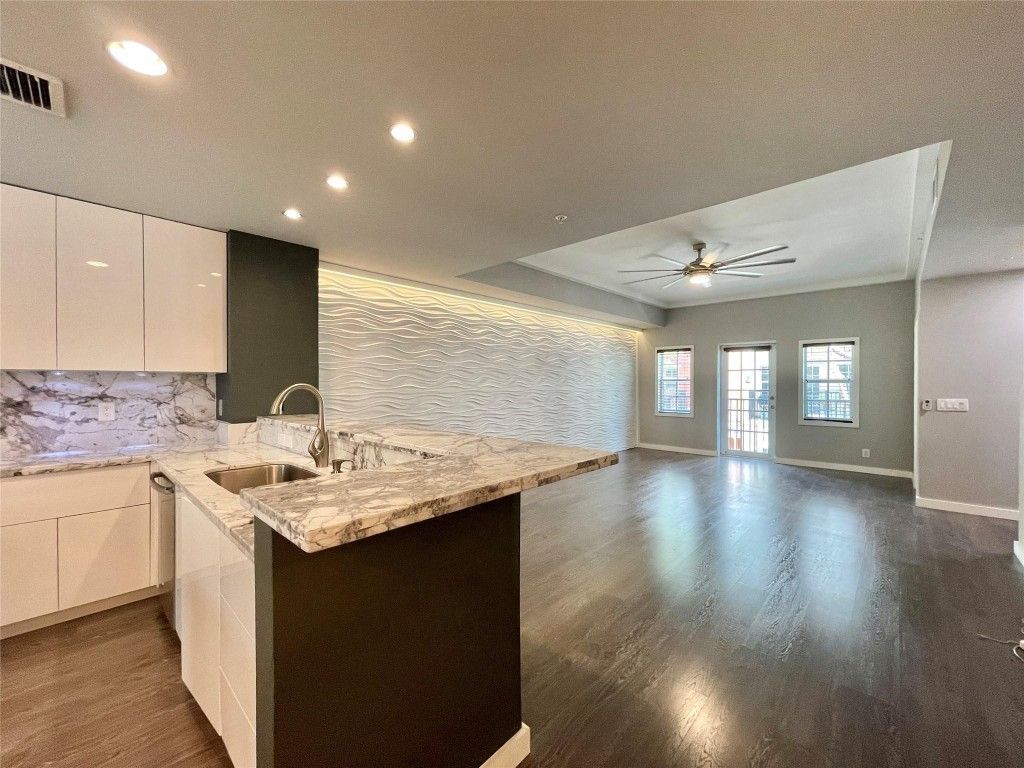 621 SW 1st Avenue, Unit 621, Pompano Beach, FL 33060 Photo