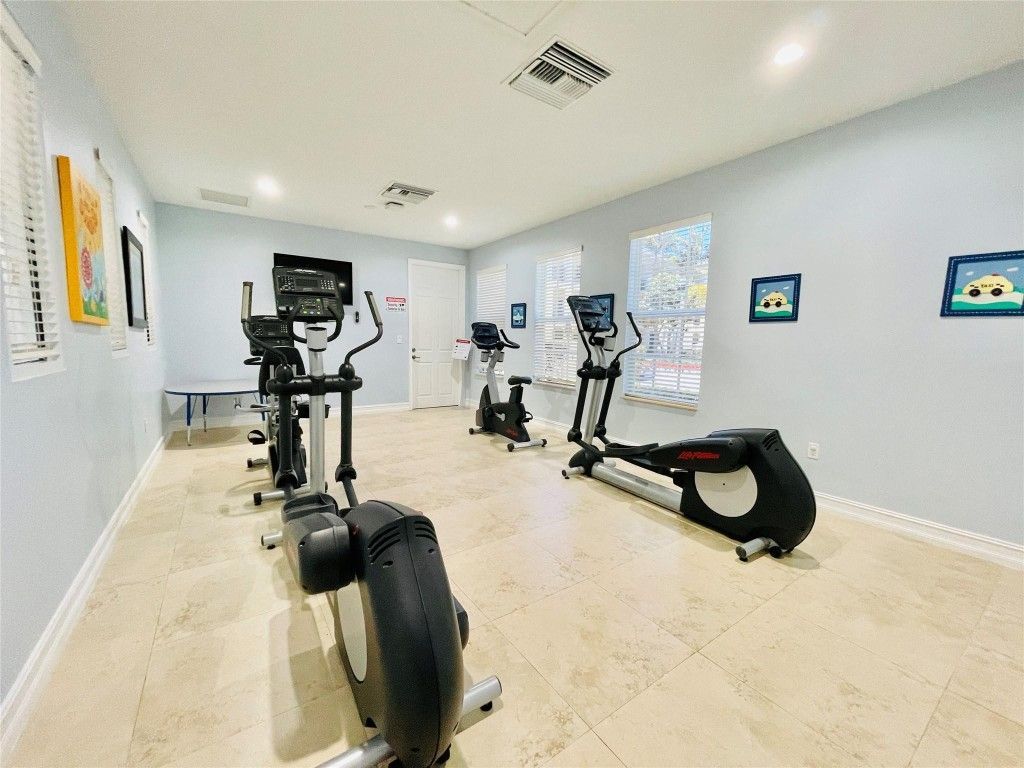 621 SW 1st Avenue, Unit 621, Pompano Beach, FL 33060 Photo