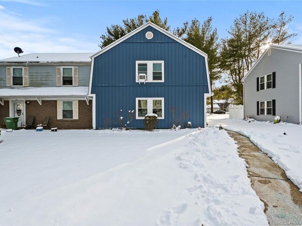 61 Federal Lane, Coram, NY 11727