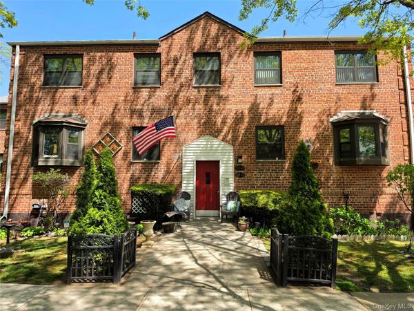 155-45 81 St. 81, Unit 18, Howard Beach, NY 11414