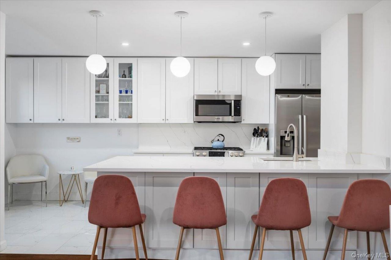 499 N Broadway, Unit 8F, White Plains, NY 10603 Main Photo