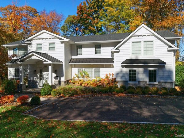 220 Mimosa Drive, East Hills, NY 11576