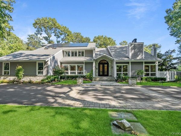 5 Coon Hollow Road, Lloyd Harbor, NY 11743