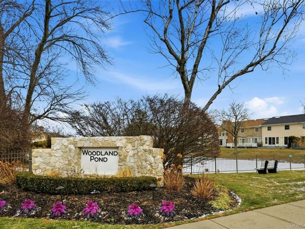 85 Woodlake Drive W, Woodbury, NY 11797