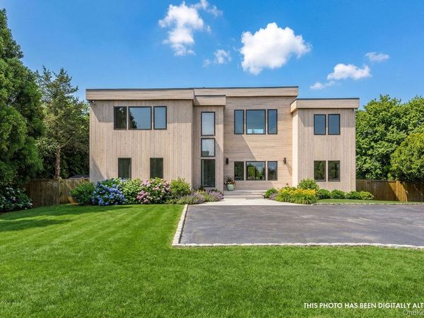 3 Shore Lane, Westhampton, NY 11977