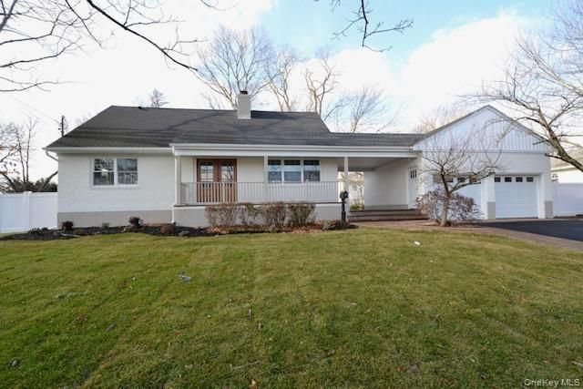 188 Ralph Avenue, Babylon, NY 11702 Main Photo