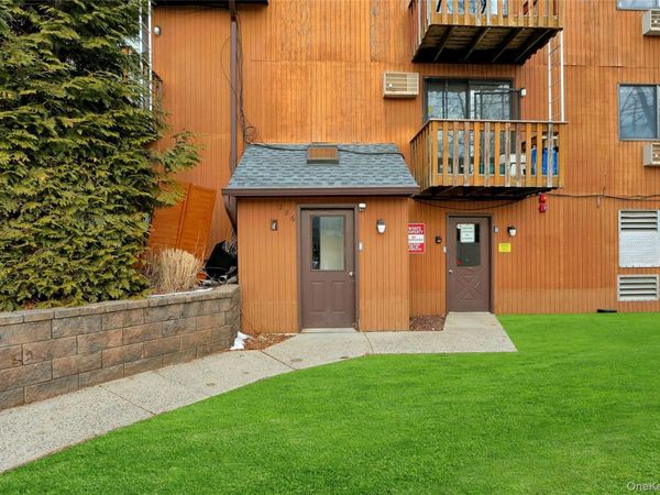 286 High Avenue, Unit 2I, Nyack, NY 10960