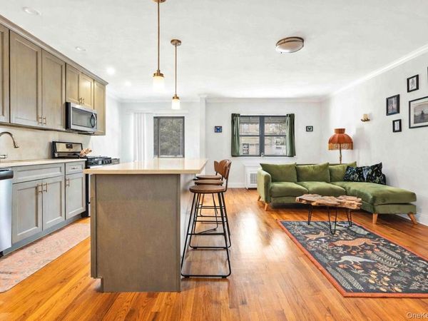 2540A 36th Street, Unit 1, Astoria, NY 11103