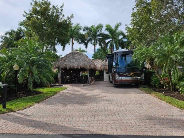 465 S Carol Parkway, Unit 465, Margate, FL 33068