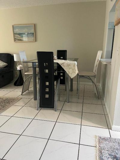 1638 Embassy Drive, Unit 409, West Palm Beach, FL 33401 Photo