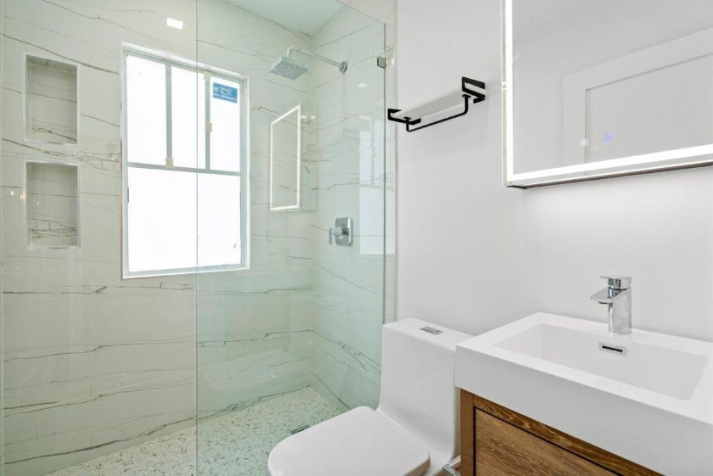 401 NE 2nd Avenue, Unit 6, Delray Beach, FL 33444 Photo