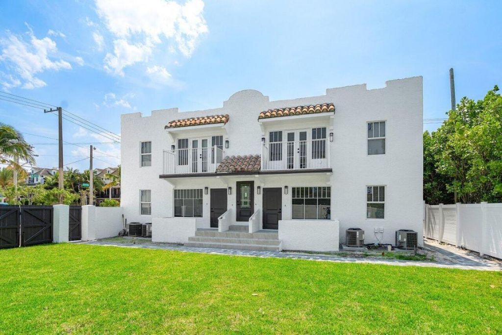 401 NE 2nd Avenue, Unit 6, Delray Beach, FL 33444 Photo