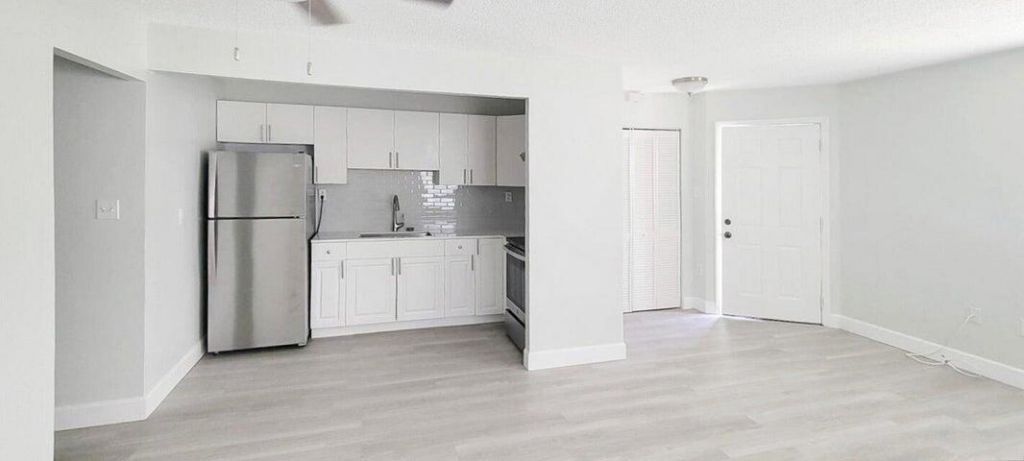 201 E Palm Street, Unit 201, Lantana, FL 33462 Photo