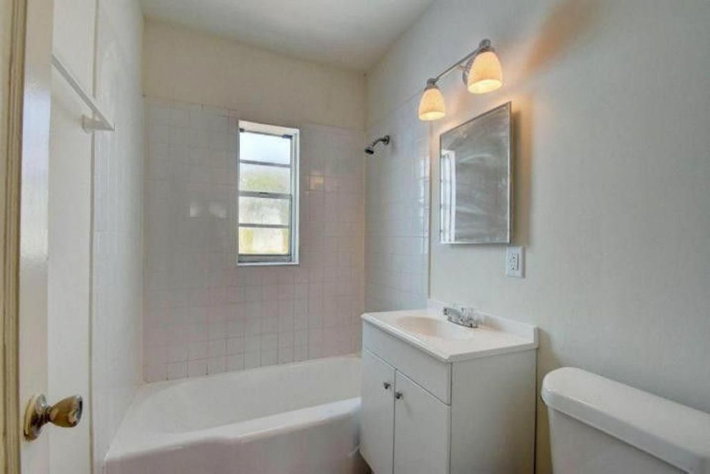 3000 Broadway, Unit C, West Palm Beach, FL 33407 Photo