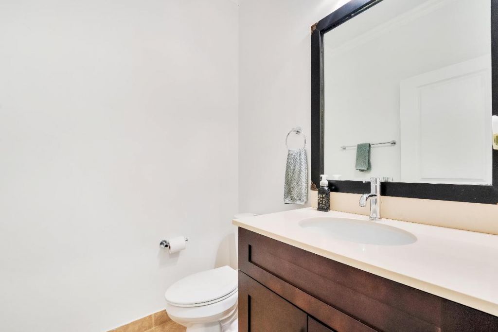 5904 NW 46th Lane, Tamarac, FL 33319 Photo