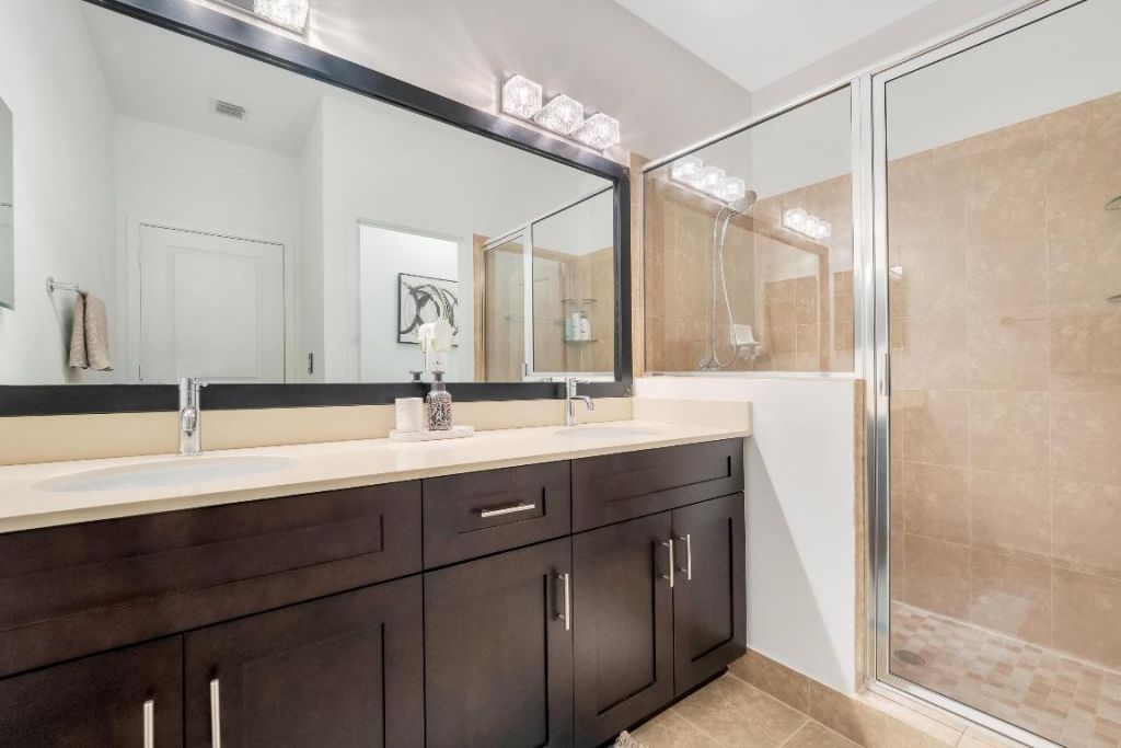 5904 NW 46th Lane, Tamarac, FL 33319 Photo