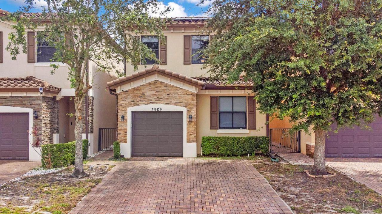 5904 NW 46th Lane, Tamarac, FL 33319 Photo