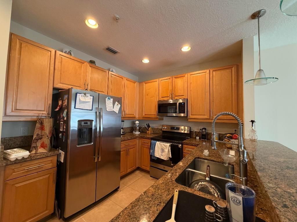 558 NW 39th Circle, Boca Raton, FL 33431 Photo