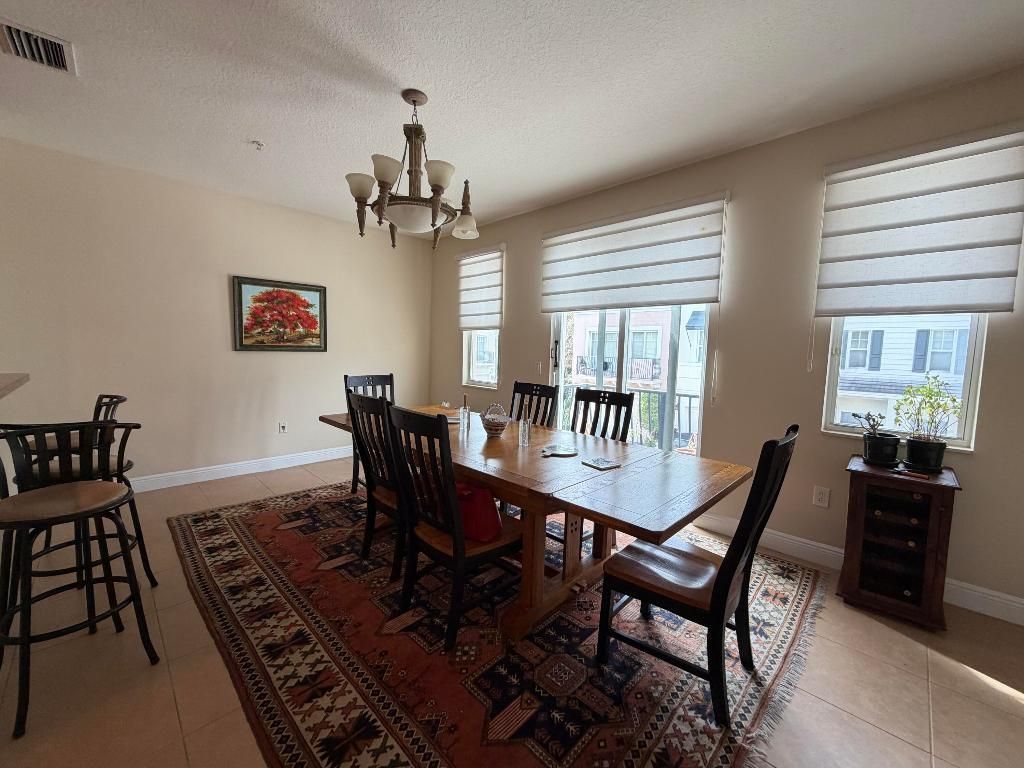 558 NW 39th Circle, Boca Raton, FL 33431 Photo