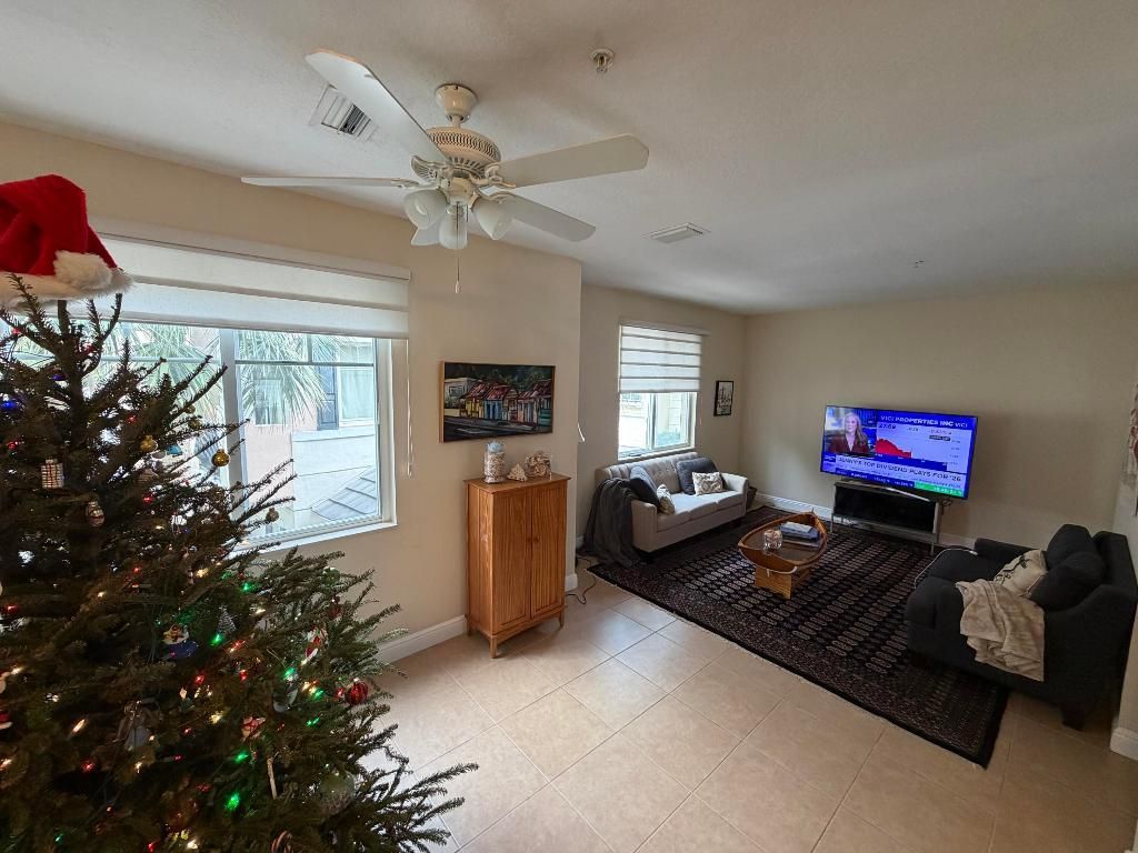 558 NW 39th Circle, Boca Raton, FL 33431 Photo