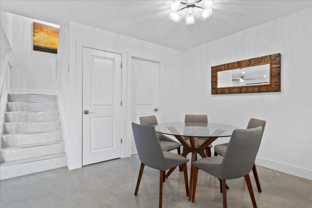 709 7th Lane, Palm Beach Gardens, FL 33418 Photo