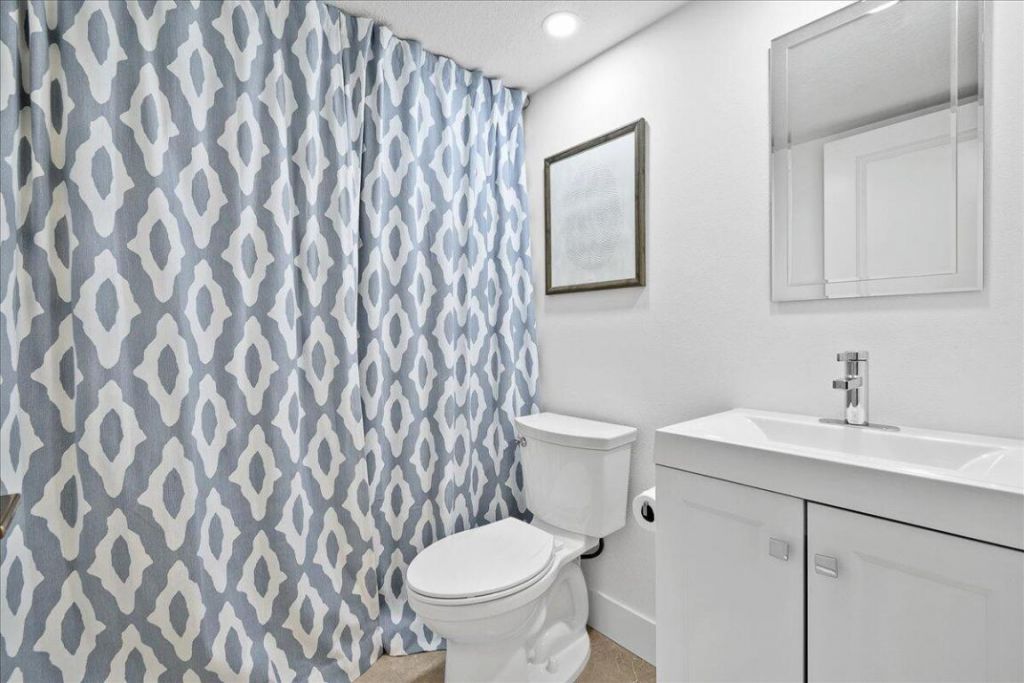 709 7th Lane, Palm Beach Gardens, FL 33418 Photo