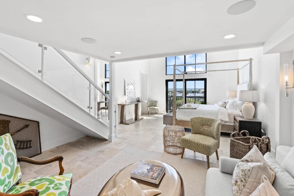 101 N Clematis Street, Unit 412, West Palm Beach, FL 33401 Photo