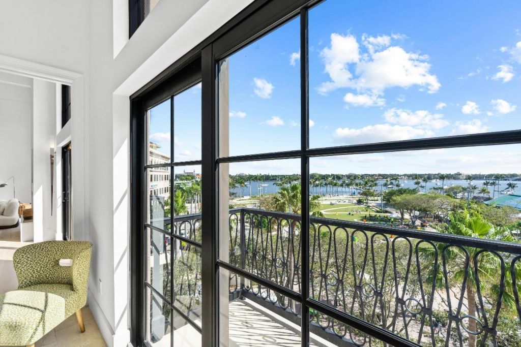 101 N Clematis Street, Unit 412, West Palm Beach, FL 33401 Photo