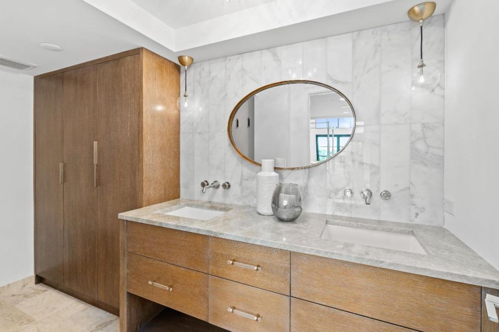 101 N Clematis Street, Unit 412, West Palm Beach, FL 33401 Photo