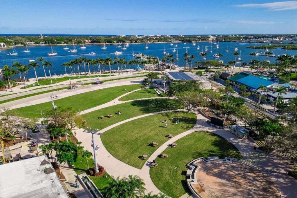 101 N Clematis Street, Unit 412, West Palm Beach, FL 33401 Photo