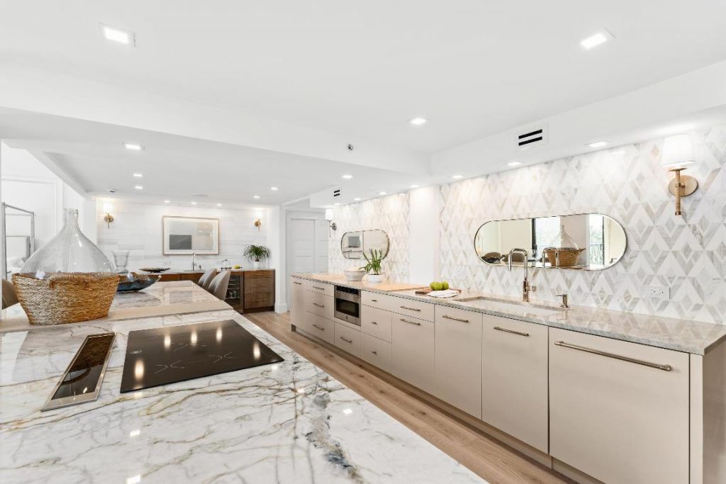 101 N Clematis Street, Unit 412, West Palm Beach, FL 33401 Photo