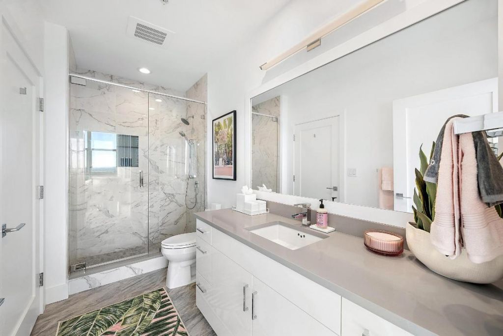 550 Okeechobee Boulevard, Unit Uph-03, West Palm Beach, FL 33401 Photo