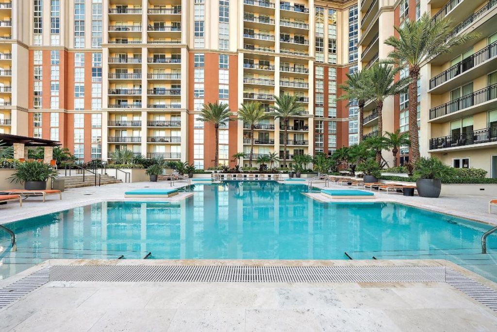 550 Okeechobee Boulevard, Unit Uph-03, West Palm Beach, FL 33401 Photo