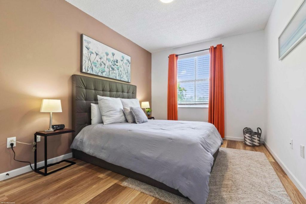 2060 Greenview Shores Boulevard, Unit 318, Wellington, FL 33414 Photo