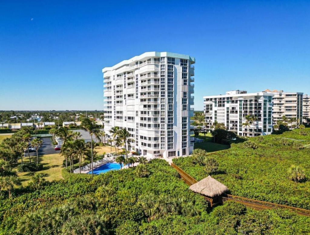 2700 N Hwy A1a, Unit 304, Hutchinson Island, FL 34949 Photo