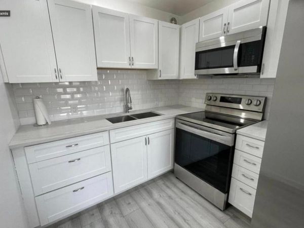 227 Fanshaw, Unit F, Boca Raton, FL 33434