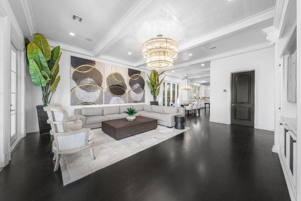 485 NE Spanish Trail, Boca Raton, FL 33432 Photo