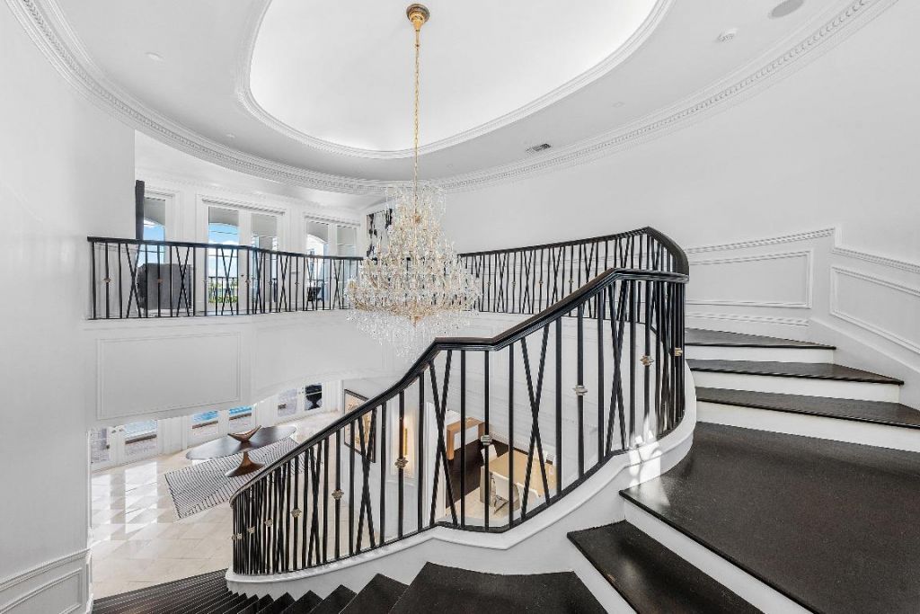 485 NE Spanish Trail, Boca Raton, FL 33432 Photo